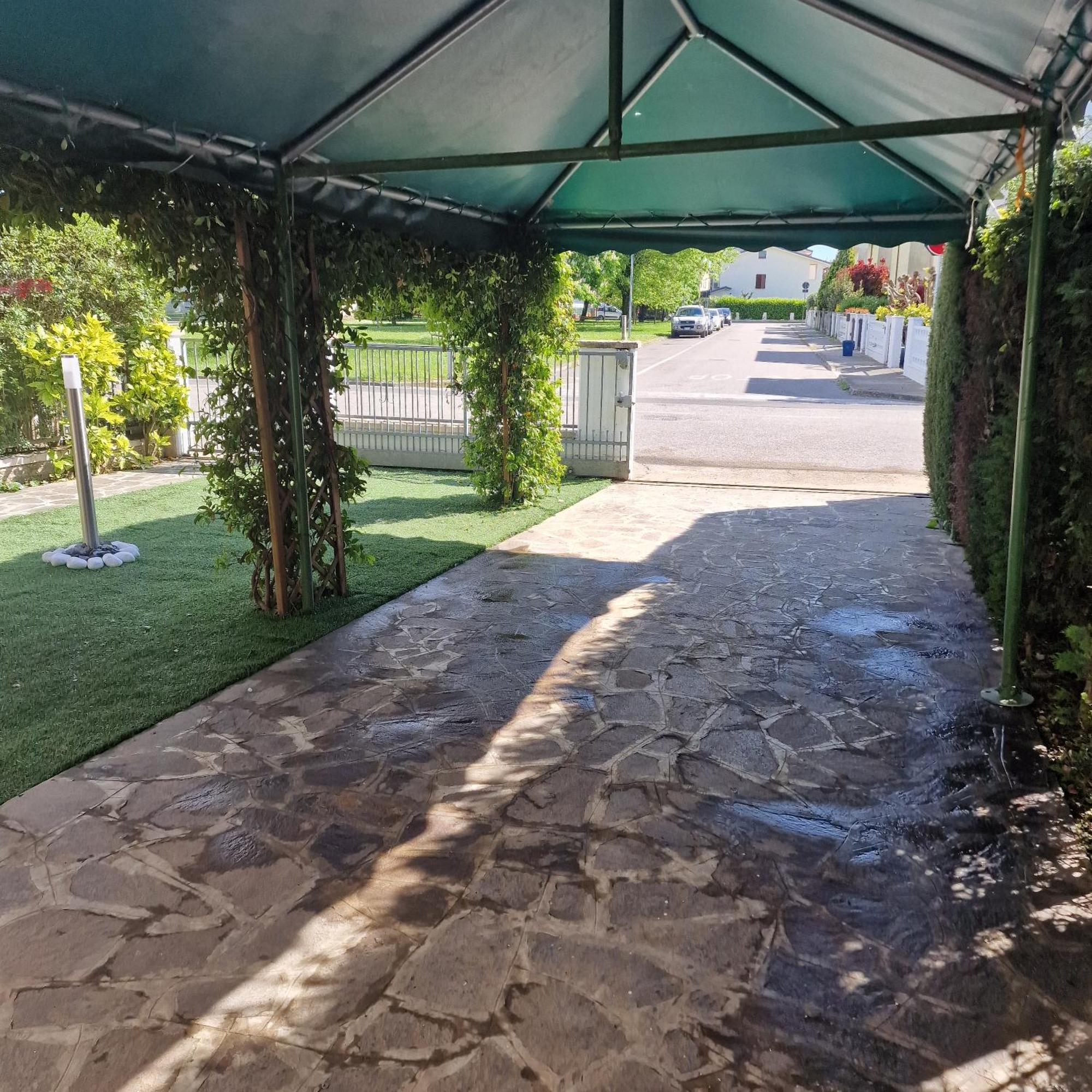 Residenza Vittoria Villa Bagnolo San Vito Exterior foto